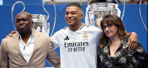 Kylian Mbappé unveiling: Real Madrid move a dream