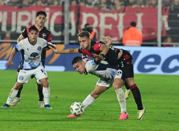 Newell’s e Independiente Rivadavia quedaron a mano en el Coloso