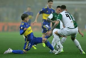 Boca Juniors goleó 3-0 a Banfield en el postergado de la fecha 7 y escala posiciones en la Liga